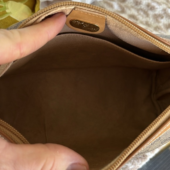 Gucci Accessory pouch or wristlet in excellent condition - Picture 7 of 8